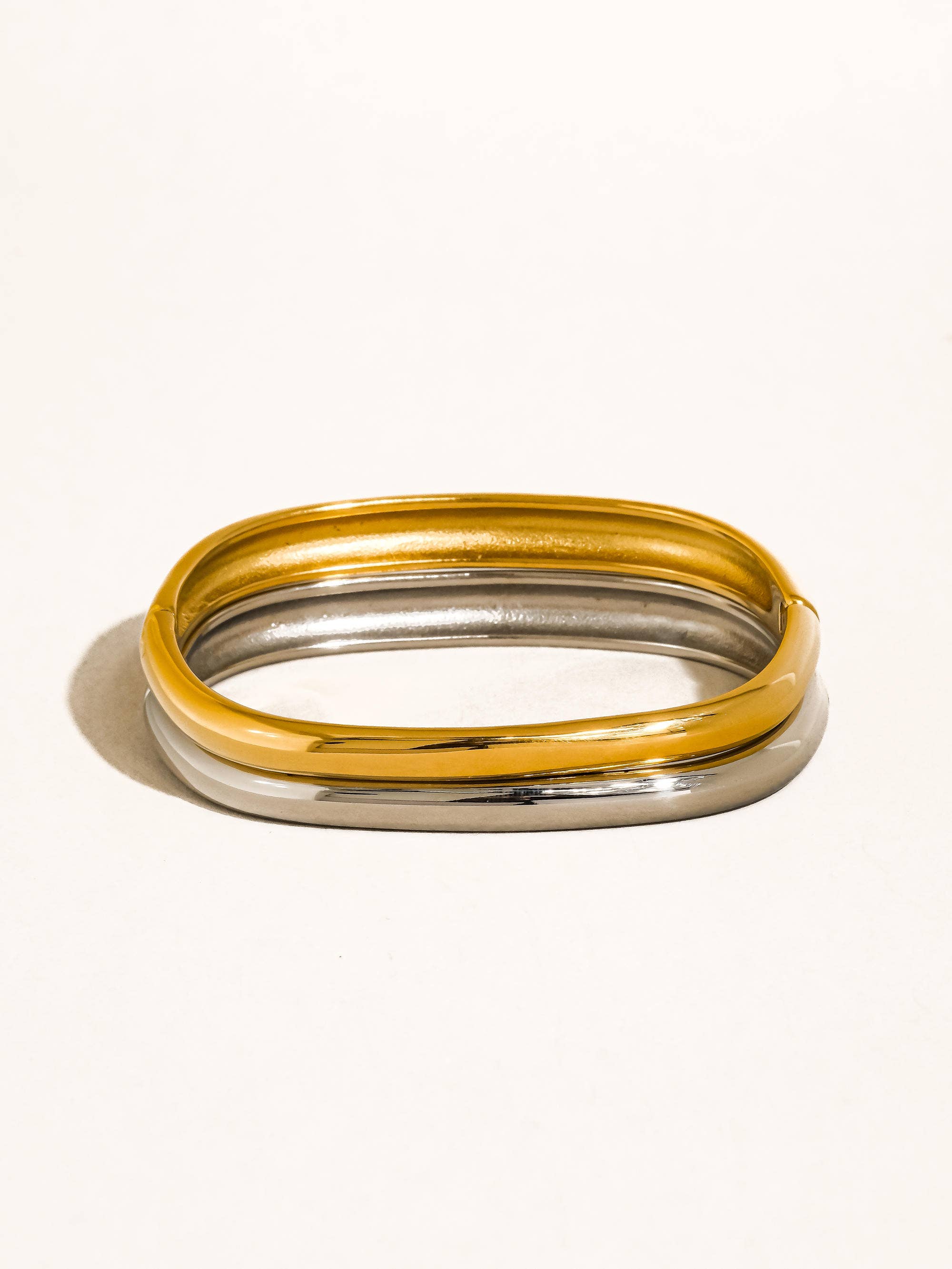 Classic Bangle