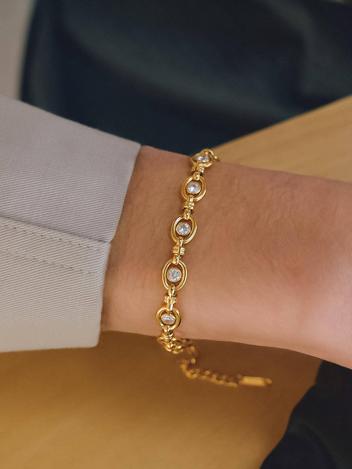 Circle Link Bracelet