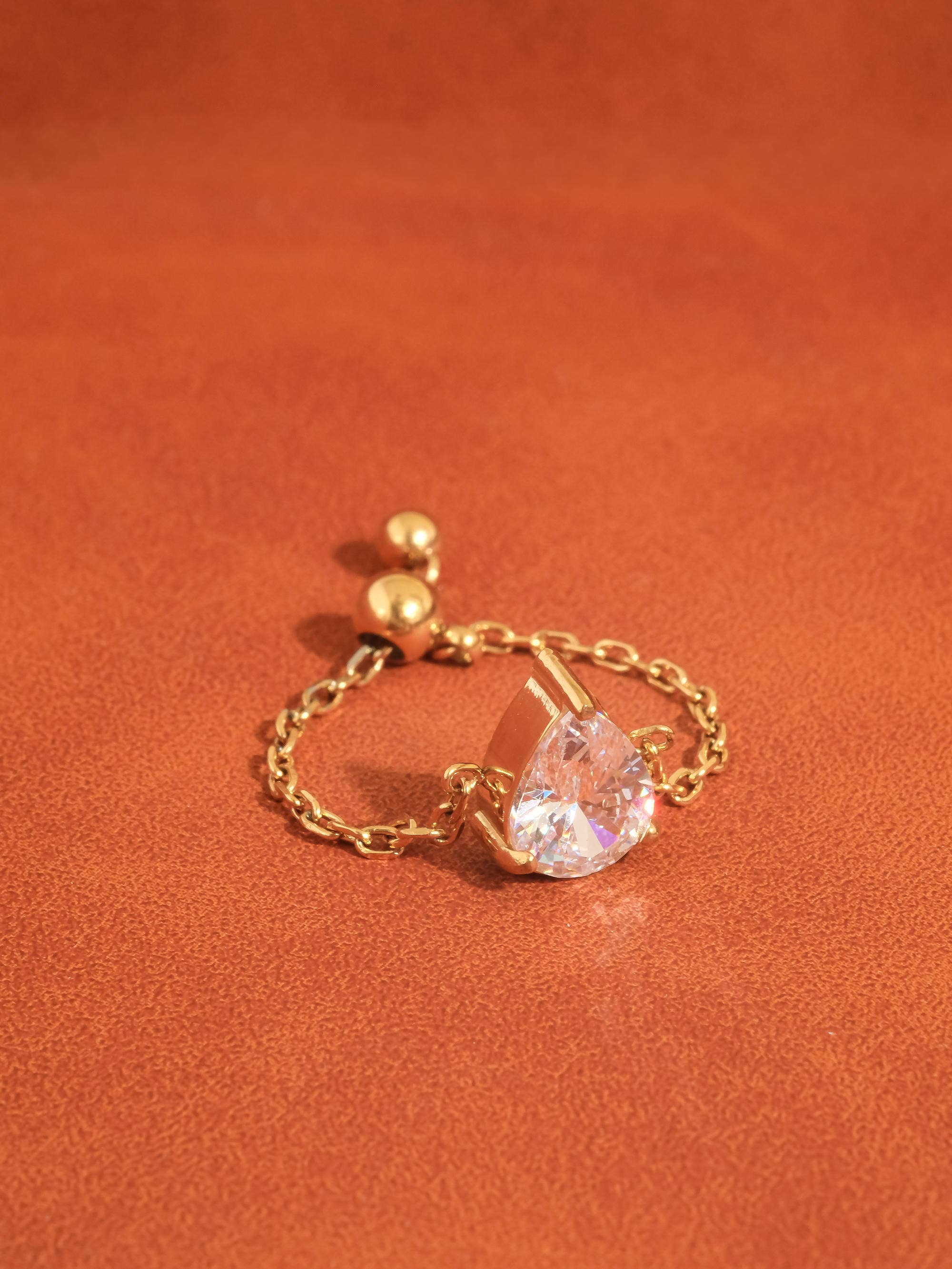 Alora Pear Chain Ring