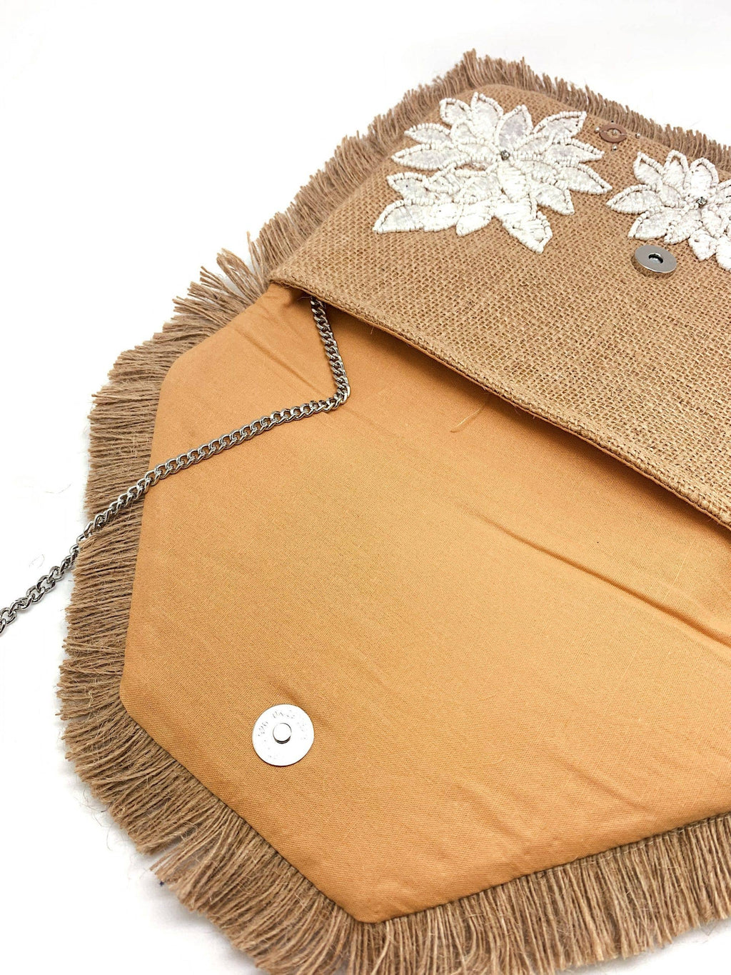 FLORAL FRINGE DATAILING BEADED CLUTCH
