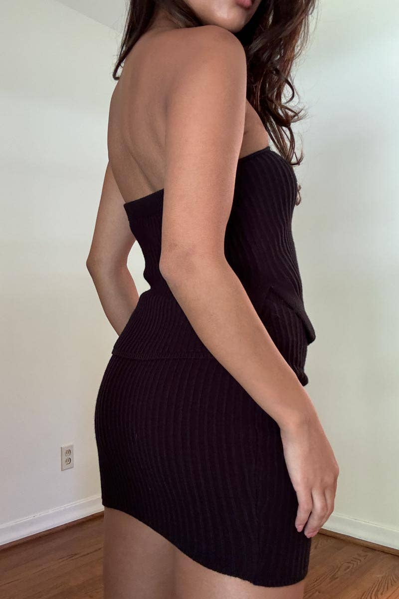 RIB KNIT BUSTIER TOP   MINI SKIRT